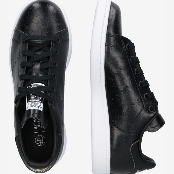 adidas Originals Womens Stan Smith Iconic Shoes Black